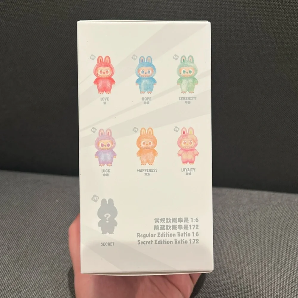 Big Into Energy Love Labubu - Picture 3 of 7